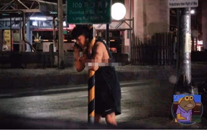 44歲歐弟深夜買醉,蹲路邊抱柱子顯悽慘,前妻剛被拍與小鮮肉曖昧