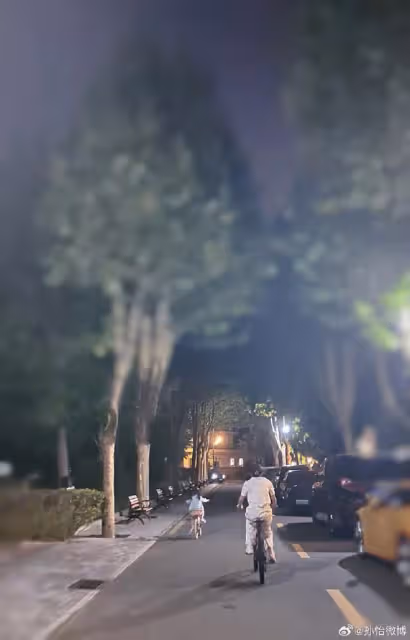 孫怡曬與女兒合照,6歲大福長成俏蘿莉,母女騎單車玩耍超有愛