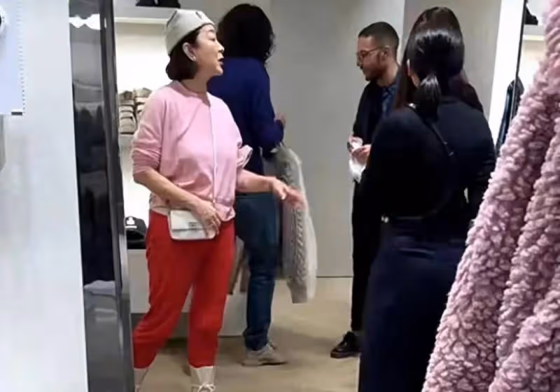 68歲林青霞現身松垮下垂像農村老婦人,跟69歲趙雅芝確實沒法比