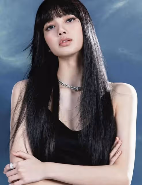 亞洲百大最美面孔之首,拒絕3億元合約,為取悅富豪要跳脫衣舞?