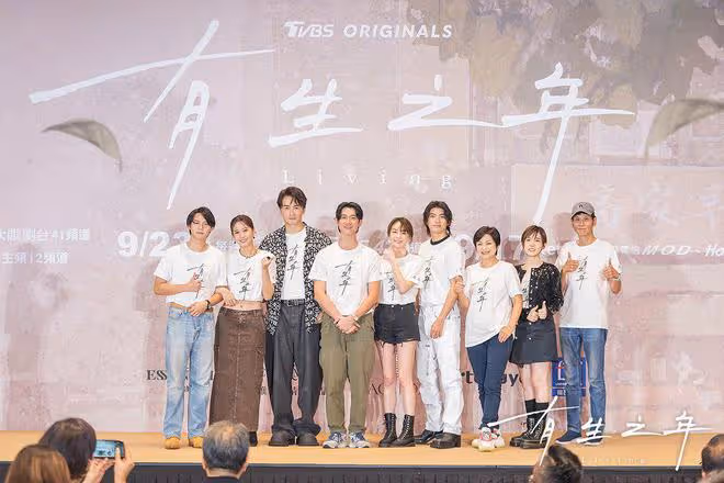 林心如和霍建華秀恩愛，夫妻收中秋禮物，老公被稱為「華哥」