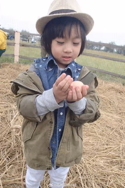 林志穎為大兒子慶生,14歲Kimi身高近一米八,長得比爸爸還壯