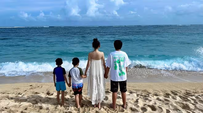林志穎為大兒子慶生,14歲Kimi身高近一米八,長得比爸爸還壯