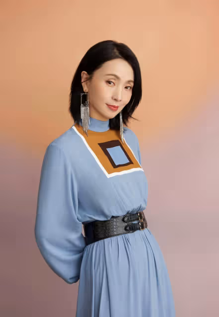 她是全運會冠軍,與徐崢因戲結緣,如今成人生贏家,事業愛情雙豐收