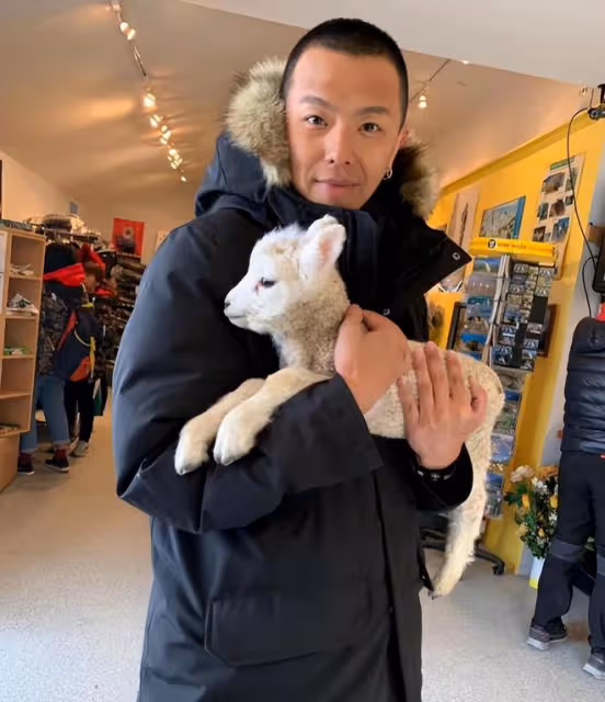 小鬼黃鴻升離世3年,妹妹曬黃鴻升生前照片,喊話3年沒有再夢到你
