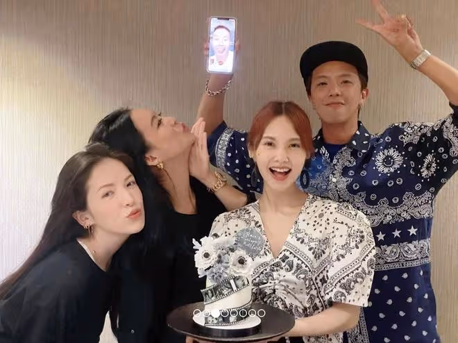 小鬼黃鴻升離世3年，妹妹曬黃鴻升生前照片，喊話3年沒有再夢到你