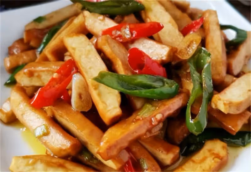香乾怎麼炒好吃?教你幾個小技巧,這樣搭配炒香乾,嫩滑又入味