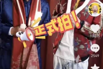 陳佩斯失去母親後首更視頻，藏起悲痛，攜兒子陳大愚送新春祝福