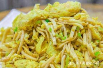 雞蛋不要再炒柿子了，用「它」搭配更香更鮮美，鮮嫩多汁又營養