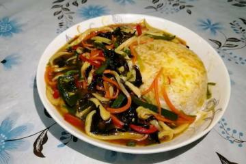 魚香杏鮑菇蓋飯的做法