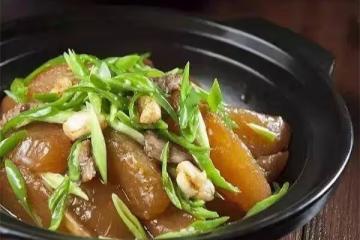麻辣雞爪，梅乾菜滷肉，回鍋蘿蔔這幾道家常菜的做法