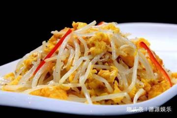美食嚴選:綠豆芽炒雞蛋,驢打滾,回鍋秋刀魚,絲瓜燉豆腐的做法