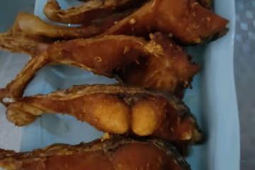 香酥爆魚的做法