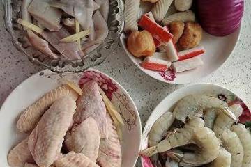 麻辣你的雞翅魷魚蝦香鍋