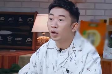 楊迪回應沒有無辜女友,目前仍舊是朋友,疑似新歡曾一起合影