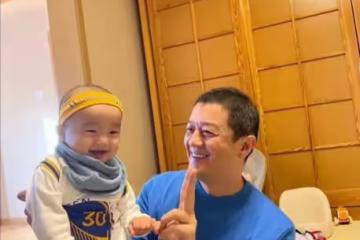 李亞鵬：與女兒李小夏笑起來很像自然又溫馨，52歲找到幸福不容易