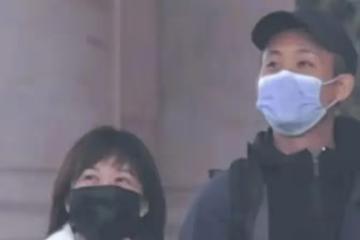 張譯被指私生活混亂!和殷桃在酒店門口擁抱,女方長發如瀑身材好