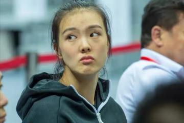 張常寧父親猝然離世病因曝光！去世前女兒逛花燈，兒媳秀恩愛照片