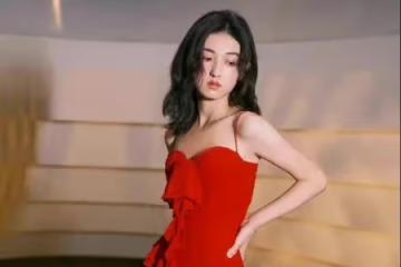 張子楓太瘦了,可以說是瘦骨嶙峋,減重好狠,看著真令人心疼!