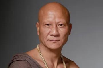 反派專業戶計春華,憑《少林寺》禿鷹走紅,臨終前遺憾沒演過好人