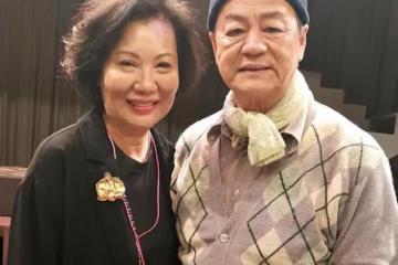 76歲狄龍發生車禍,百萬豪車被撞壞,妻子站在車旁很心疼