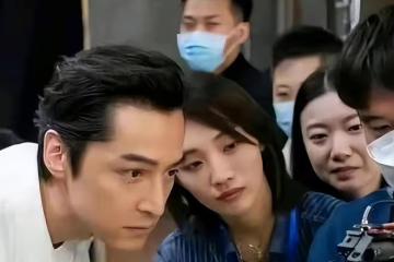 胡歌生女後發喜糖:紅布包裹印著「吾家有喜」,包裝非常喜慶