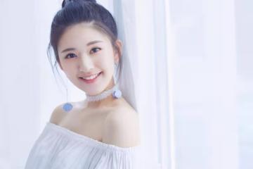 ​趙露思好感敗光，被央視內涵蹭流量，知名度比作品還重要？