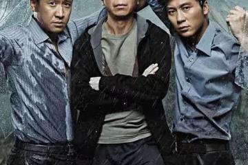 17年,李晨導演首部作品《空天獵》上映,當時女朋友冰冰零片酬出演為男友助威。誰知,馮小剛開腔炮轟:不是每人都當導演,滾出娛樂圈吧