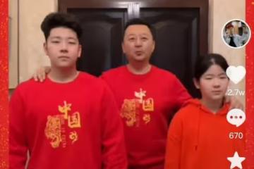郭濤攜兒女豪宅內慶新年!石頭高大壯實超過爸,一家三口如複製