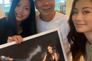 李龍基與小28歲嬌妻同框賀新春,力證婚姻穩定,他一頭白髮搶鏡