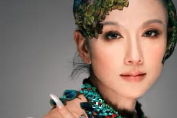 61歲楊麗萍因沒孩子被網爆，戚薇發文懟惡評：女性應該被尊重