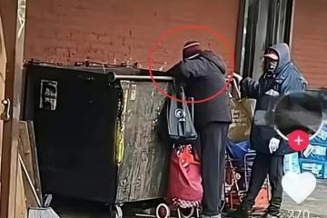 孫海英呂麗萍國外撿垃圾被偶遇，據說二人靠撿垃圾一年賺400萬