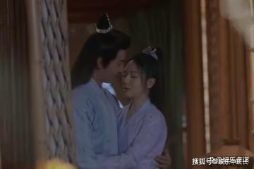 《星落凝成糖》結局：夜曇吸食厲王濁氣修為大增，攻上天界廢了天帝，清衡繼位