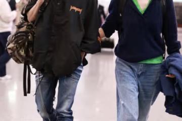 港媒曝光王菲和謝霆鋒行程，兩人相約喝下午茶，坐車同回公寓