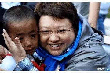 在韓紅身上，我明白了什麼叫「好人難做」