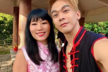 愜意!香港知名女星邀友人做客豪宅,空間寬敞可供滿屋動物到處飛