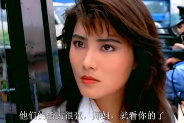 54歲楊麗菁出席商演活動，唱歌與粉絲互動，至今仍舊保持單身