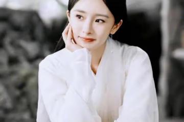 「絕世美女」別硬演，有人一眼就淪陷，有人成為了「童年陰影」