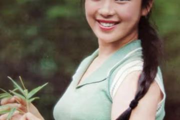 李連杰愛上利智，拋棄懷二胎的黃秋燕，如今她過得怎麼樣？