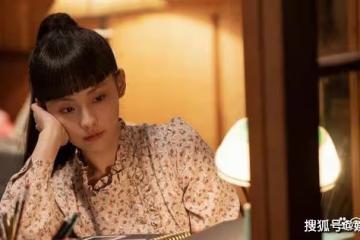 《人生之路》高加林拋棄劉巧珍去上海，黃亞萍趁虛而入兩人訂婚