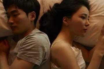 「晚上帶你見識見識什麼是真正的女人」，那晚起，我瘋狂地迷戀她