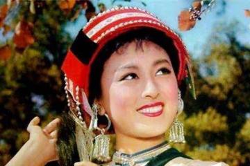 「雲南的女兒」楊麗坤,創中國影壇傳奇,卻因「阿詩瑪」被逼瘋