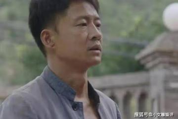 《人生之路》雙星秀禮大婚當天，巧英扯下明樓遮羞布，陳母反應真實