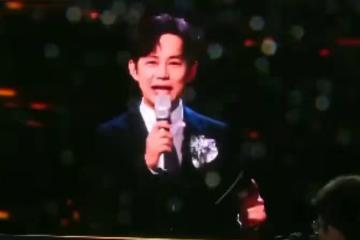 何炅主持能力再封神！與馬英九隔空互動大顯身手，收穫全網高度評價