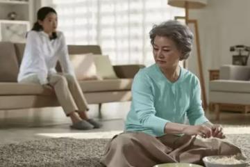婚後第一次去婆家,就被推進廚房,婆婆:懷孕了,也得伺候婆婆