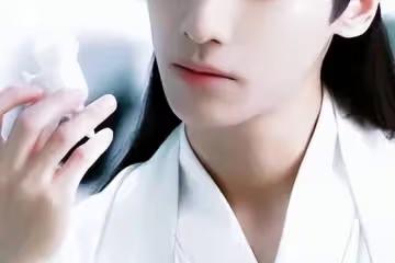 貼牙片，說假話，假顏值，吃了5年「潤玉」紅利的羅雲熙，裝不下去了