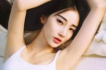 曖昧:受傷待在醫院,他不僅將我看光了,還時刻對我耳朵吐熱氣