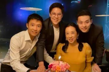 章子怡前男友看世界盃，穿棒球衫興奮，女友身材火辣像大嫂郭晶晶