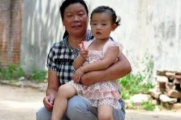 國慶回鄉給岳母3000,行車返程途中接到岳母電話,我滿眼淚水打轉
