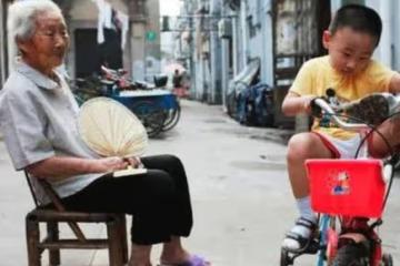 婆婆無底線寵孩子，我教訓兒子做錯事，婆婆知道後不讓我吃飯